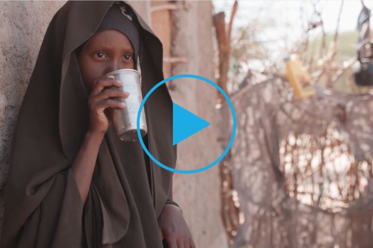 Si lahko predstavljate življenje v svetu brez dostopa do čiste vode? Za milijone ljudi, vključno z otroki, je to resničnost.