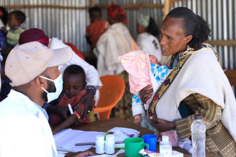 UNICEF prek zdravstvenih storitev dosega skupnosti, ki jih je prizadela suša v regiji Tigray v Etiopiji.