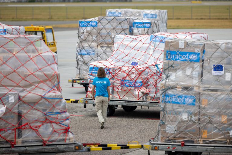 V Venezuelo je prispela pošiljka s 47 tonami nujne pomoči z humanitarnih zalog Evropske unije iz UNICEF-ovega skladišča v Københavnu.